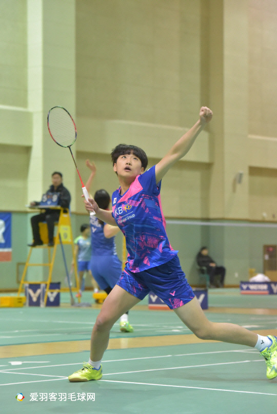 体育WTA500柏林站：王欣瑜0-2贾巴尔 无缘下一轮