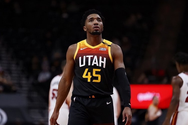 展现出雄厚 展现出雄厚