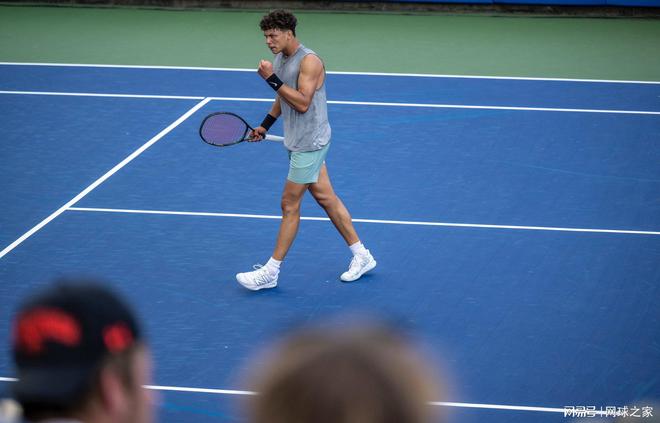 的速度让所 的速度让所