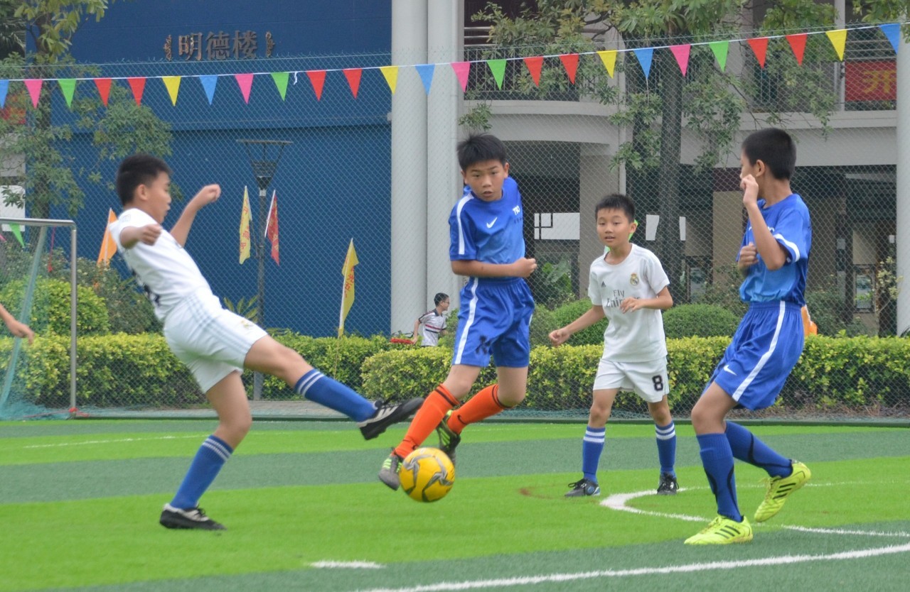 边中联动更 边中联动更